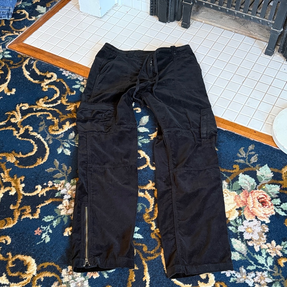 Sundance Women's Black Velvet Cargo Pants- worn a few times. 129 retail
